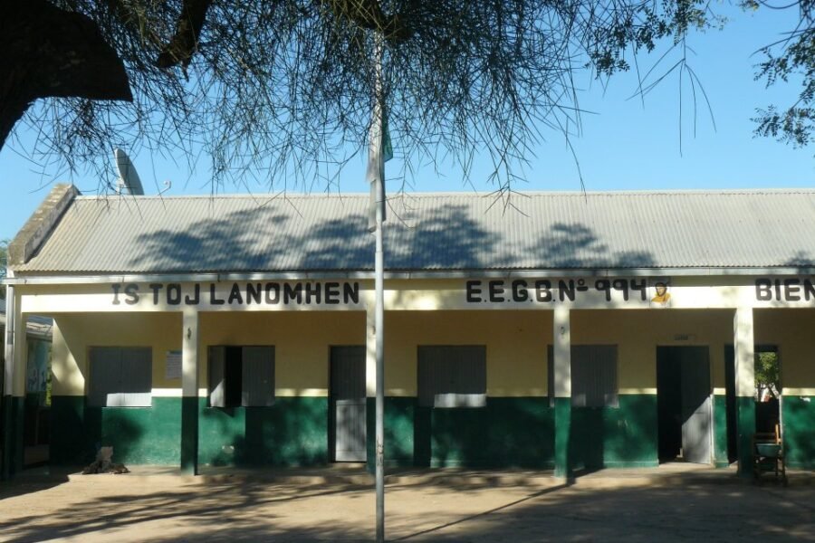 Tragedia en Pompeya: un menor murió luego de caer de un árbol en una escuela