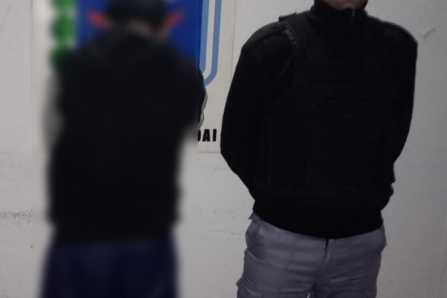Charadai: un hombre fue detenido luego de pegarle un machetazo en la espalda a una mujer