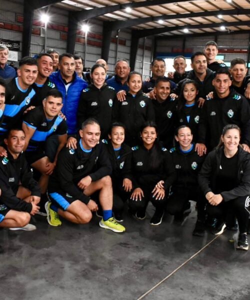 Árbitros del Nordeste realizaron pruebas físicas en el Polideportivo Jaime Zapata