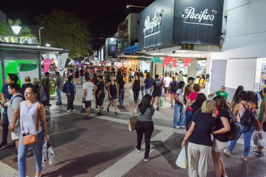 La Cámara de Comercio y el CEC acordaron los horarios de cierre para el 24 y 31 de diciembre