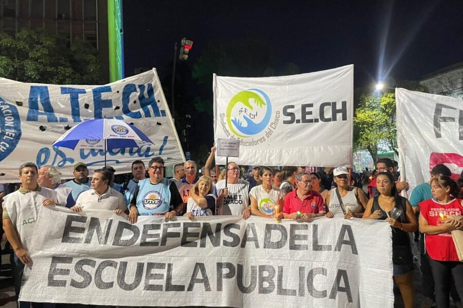 Docentes exigen “urgente” actualización salarial y convocan a una concentración en plazas de la provincia
