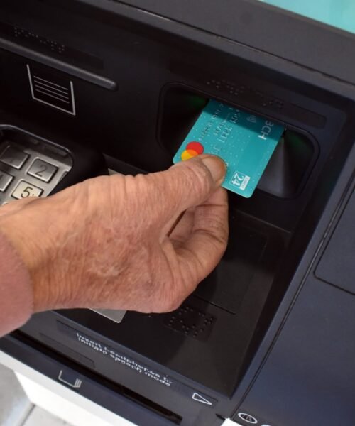 El 1 y 2 de octubre se acreditan los sueldos de septiembre